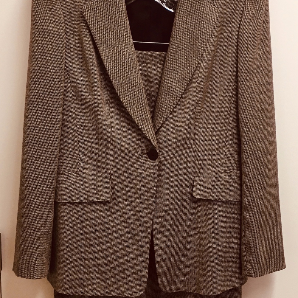 Marisa Minicucci Wool Silk Skirt Suit Grey-Tan 10